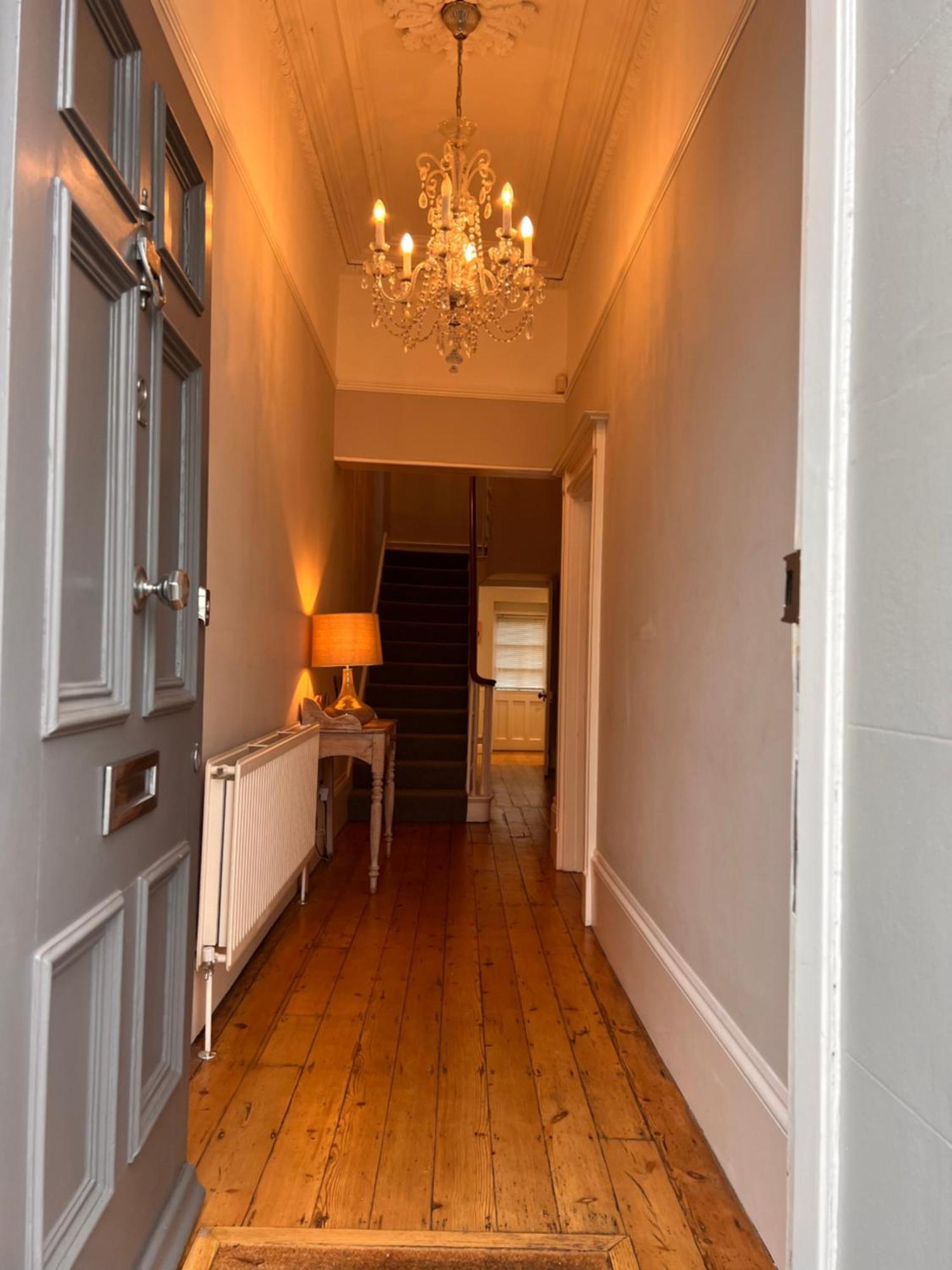 Casa de férias No2 Clarence Grade Ii Regency Townhouse Short Walk To Racecourse And Town Centre Cheltenham